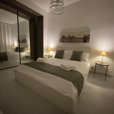 Apartamento Dimora De Amicis 88 Bari Exterior foto